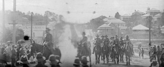 2nd Light Horse Regiment on parade in Brisbane, September 1914 